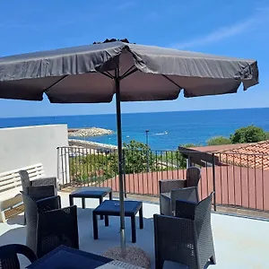  Affittacamere Lungomare Bed